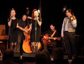 Doris & The Swingin´ Bastards