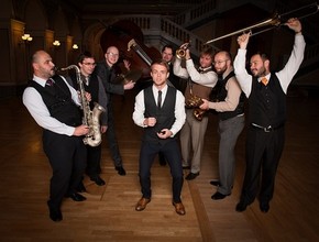 Czech Philharmonic Jazz Band: HRAJEME DĚTEM